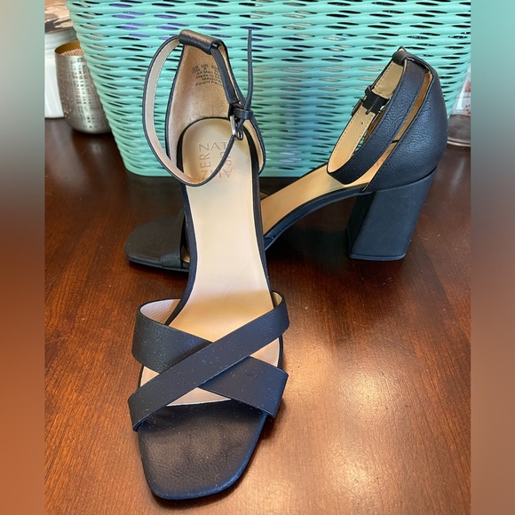 DV Dolce Vita Women's Maggie Heeled Sandal - Picture 3 of 10